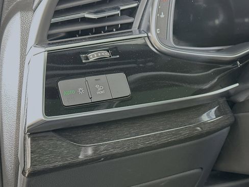 Used 2025 Audi Q7 2.0T Premium Plus w/ Premium Plus Package image 10