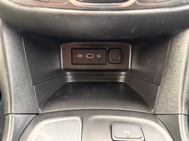 Used 2024 Chevrolet Equinox LT FWD image 37
