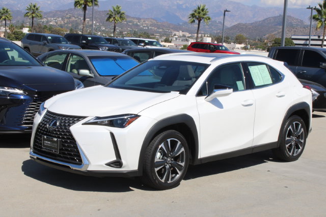 Certified 2025 Lexus UX 300h FWD image 3