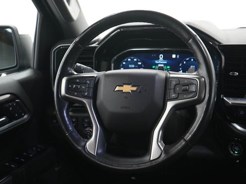 Used 2022 Chevrolet Silverado 1500 LTZ AWD/4WD image 17