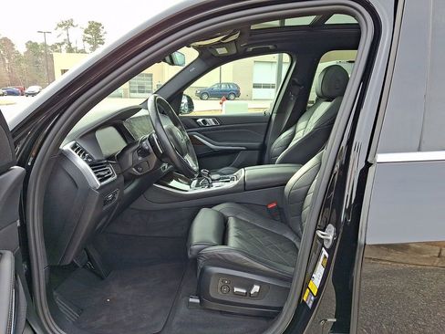 Used 2023 BMW X5 xDrive45e image 14