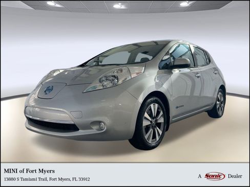 Used 2016 Nissan Leaf SV image 1