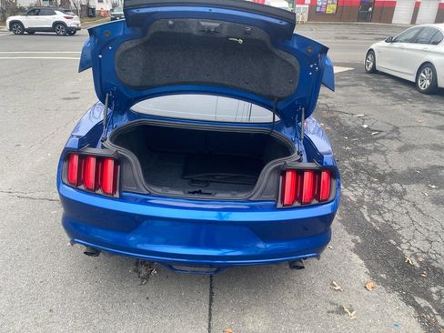 Used 2017 Ford Mustang Coupe image 16