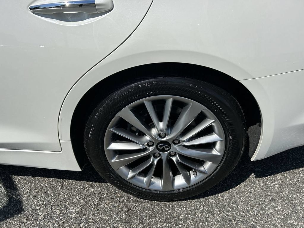 Certified 2023 INFINITI Q50 Luxe AWD/4WD image 11
