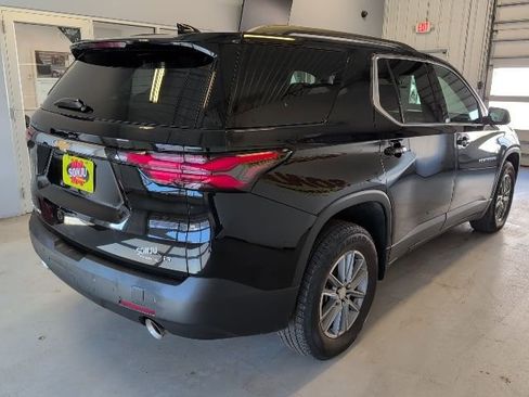 Used 2023 Chevrolet Traverse LT w/ LPO, Floor Liner Package image 5