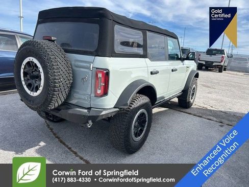 Used 2022 Ford Bronco Badlands image 5