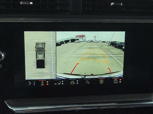 Used 2024 GMC Sierra 1500 Denali w/ Technology Package AWD/4WD image 15
