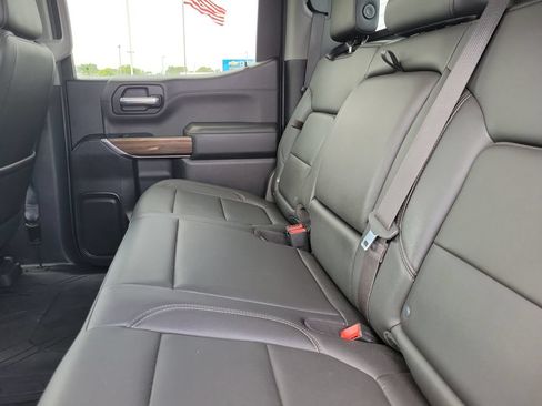 Used 2019 Chevrolet Silverado 1500 RST AWD/4WD image 29
