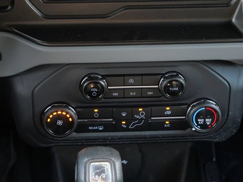 Certified 2022 Ford Bronco 4-Door AWD/4WD image 18