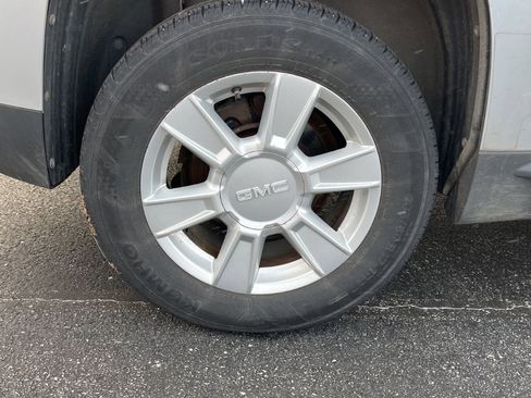 Used 2011 GMC Terrain SLE image 28