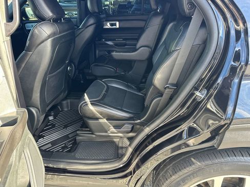 Used 2020 Ford Explorer ST image 21