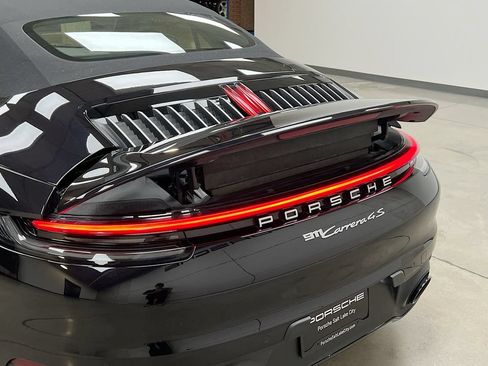 Certified 2023 Porsche 911 Carrera 4S AWD/4WD image 40
