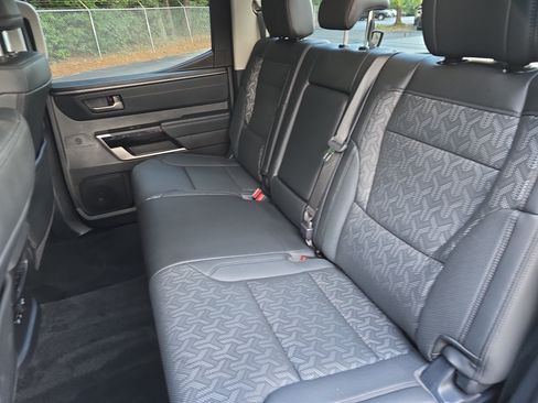 Used 2024 Toyota Tundra Limited w/ Power Package AWD/4WD image 13