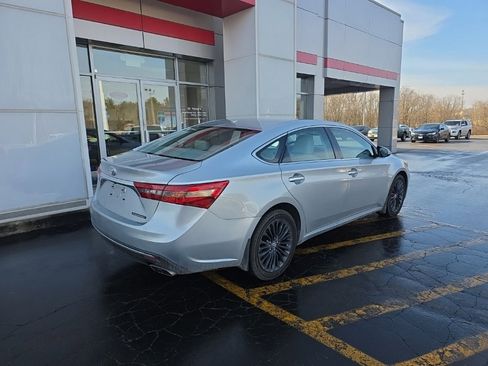 Used 2016 Toyota Avalon Touring image 3