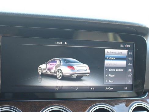 Used 2017 Mercedes-Benz E 300 4MATIC image 23