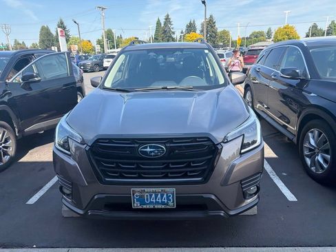 Certified 2023 Subaru Forester Premium AWD/4WD image 8