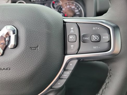 New 2026 RAM 1500 Big Horn AWD/4WD image 6