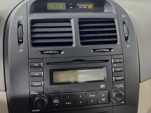 Used 2009 Kia Spectra EX image 25