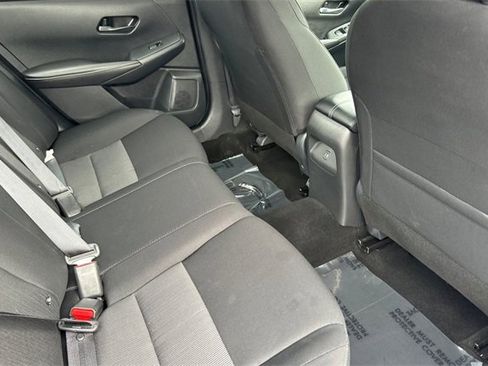 Used 2025 Nissan Sentra SV image 18