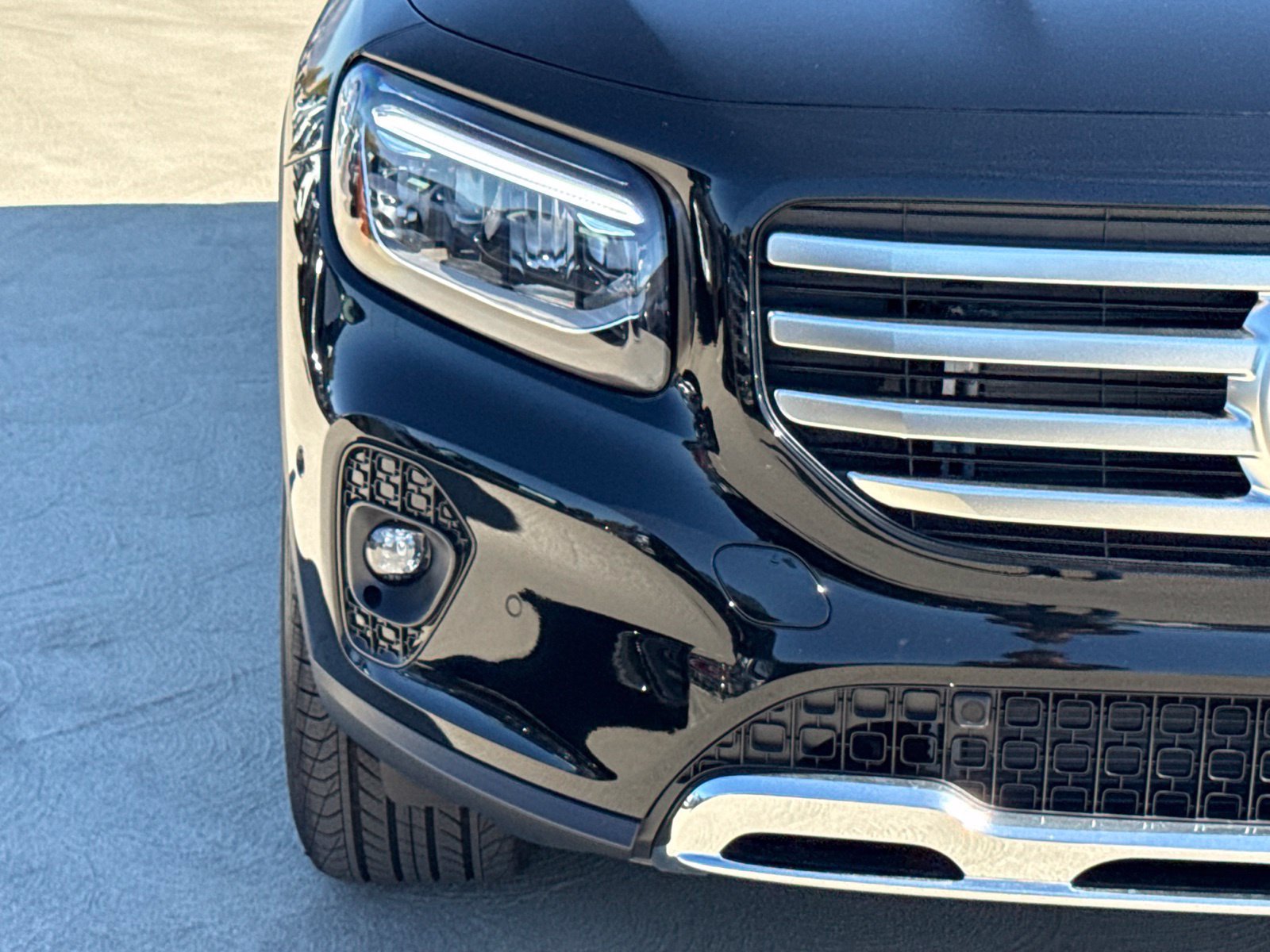 New 2026 Mercedes-Benz GLB 250 image 5