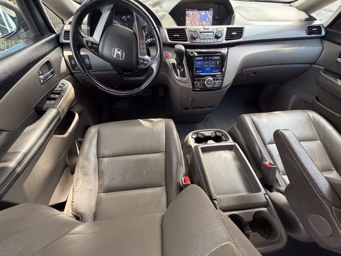 Used 2014 Honda Odyssey EX-L image 12