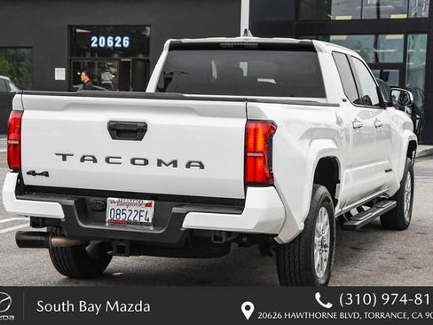 Used 2025 Toyota Tacoma SR5 AWD/4WD image 6