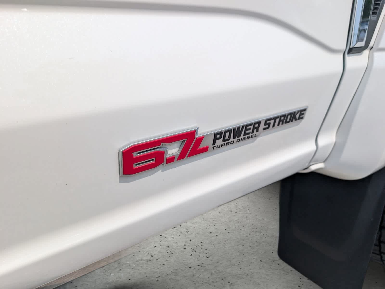 Used 2025 Ford F450 Platinum w/ Platinum Plus Package AWD/4WD image 12