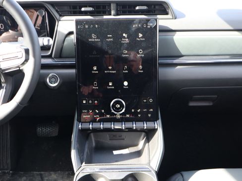 New 2026 GMC Terrain AT4 w/ Convenience Package III AWD/4WD image 11