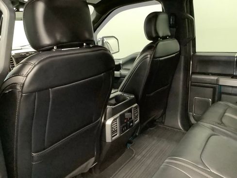 Used 2019 Ford F150 Platinum image 8