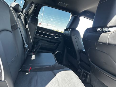 Used 2025 RAM 2500 Laramie image 12