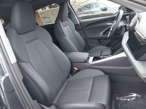 New 2025 Audi Q5 Premium Plus image 10