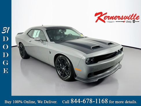 Used 2023 Dodge Challenger SRT Hellcat RWD image 1