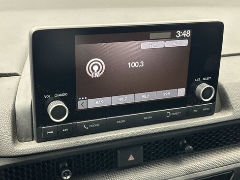 Used 2024 Honda CR-V LX image 17