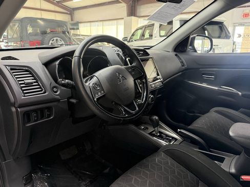 Used 2021 Mitsubishi Outlander Sport SE AWD/4WD image 17