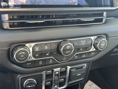 New 2026 Jeep Wrangler Sahara image 32