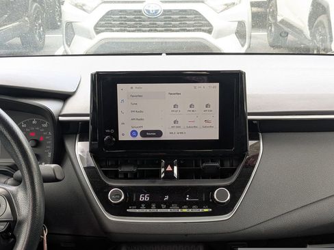 Used 2024 Toyota Corolla LE image 16