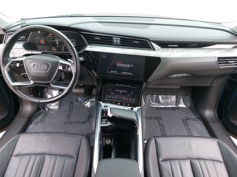 Used 2024 Audi Q8 e-tron Premium Plus w/ Premium Plus Package AWD/4WD image 9