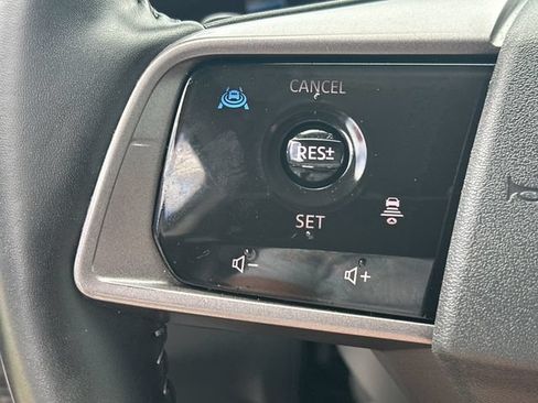 Used 2025 Nissan Murano SV FWD image 21