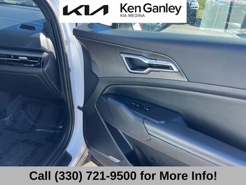 Certified 2026 Kia Sportage X-Line w/ X-Line Premium Package image 60