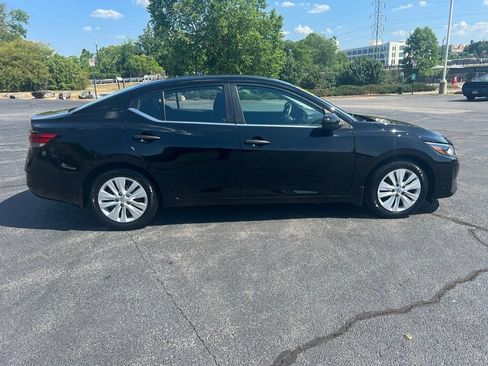 Used 2024 Nissan Sentra S w/ Lighting Package FWD image 8