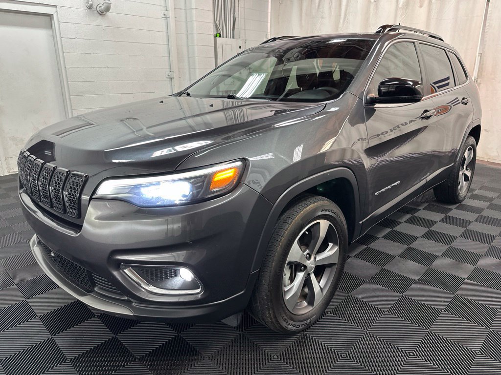 Used 2022 Jeep Cherokee Limited AWD/4WD image 4