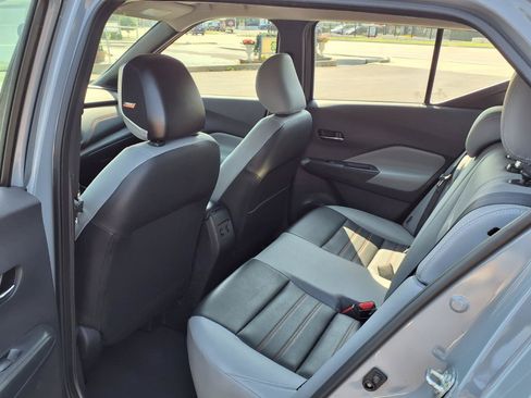Used 2024 Nissan Kicks SR w/ SR Premium Package FWD image 21