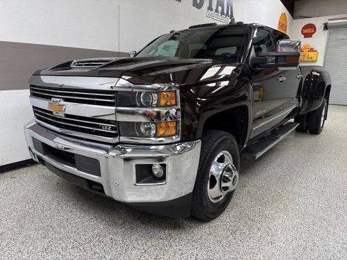 Used 2019 Chevrolet Silverado 3500 LTZ w/ Duramax Plus Package image 3