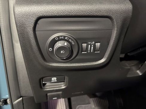 New 2026 Jeep Grand Cherokee L Limited AWD/4WD image 18