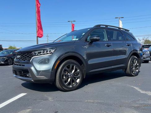 Certified 2023 Kia Sorento X-Line EX AWD/4WD image 9