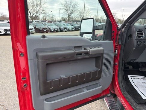 Used 2011 Ford F350 XLT w/ XLT Appearance Pkg image 9