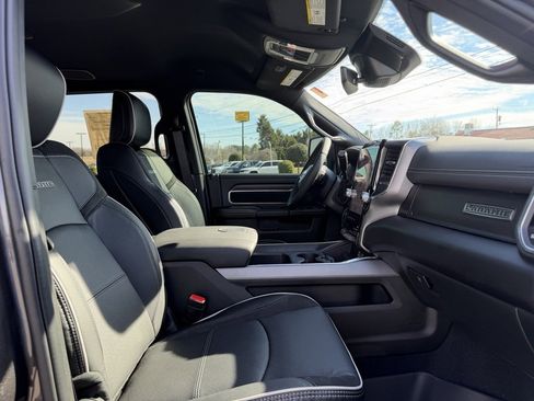 Used 2025 RAM 3500 Laramie w/ Night Edition image 31