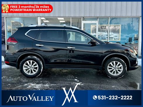 Used 2020 Nissan Rogue SV image 7