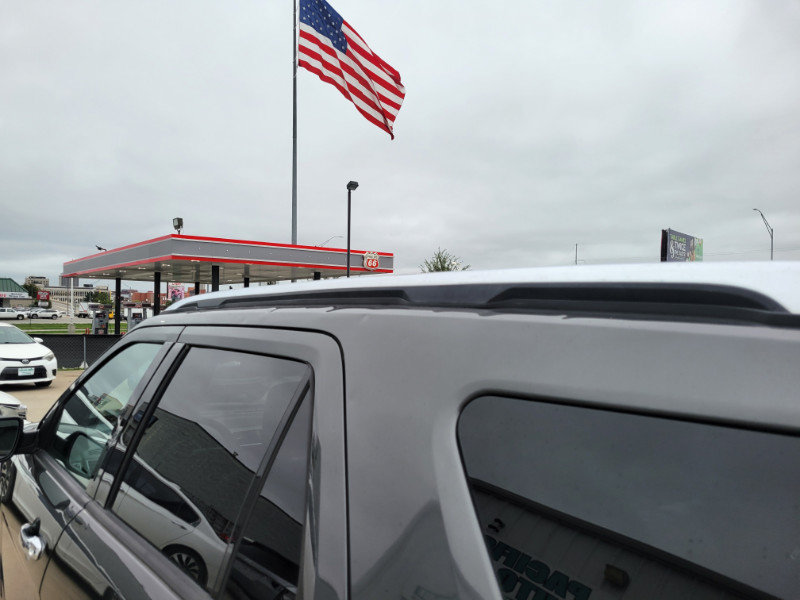 Used 2019 Ford Explorer Limited w/ Class III Trailer Tow Package AWD/4WD image 16