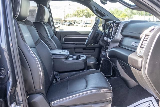 Used 2026 RAM 2500 Laramie AWD/4WD image 6